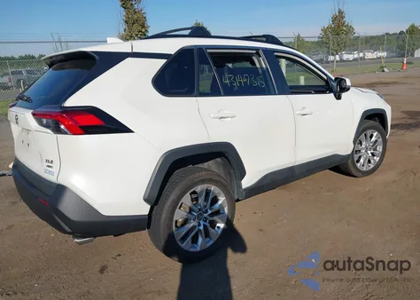 2021 Toyota Rav4 Xle Premium z USA, uszkodzony, nr VIN 2T3A1RFVXMW140938
